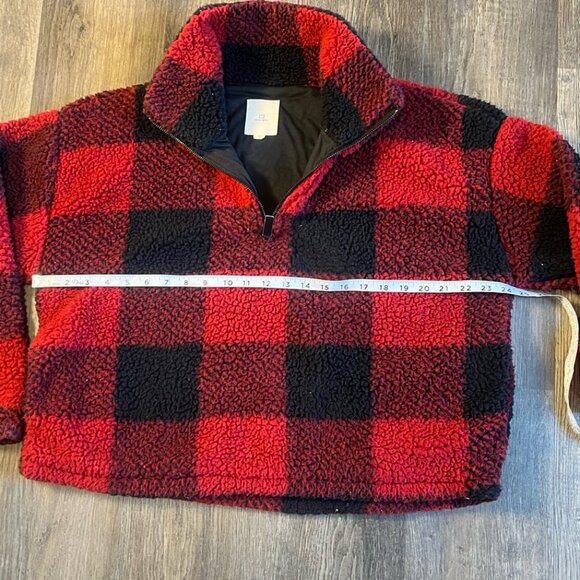 Thread & Supply Red and Black Plaid Fleece 1/4 Zip Pullover Size Large - Picture 4 of 6